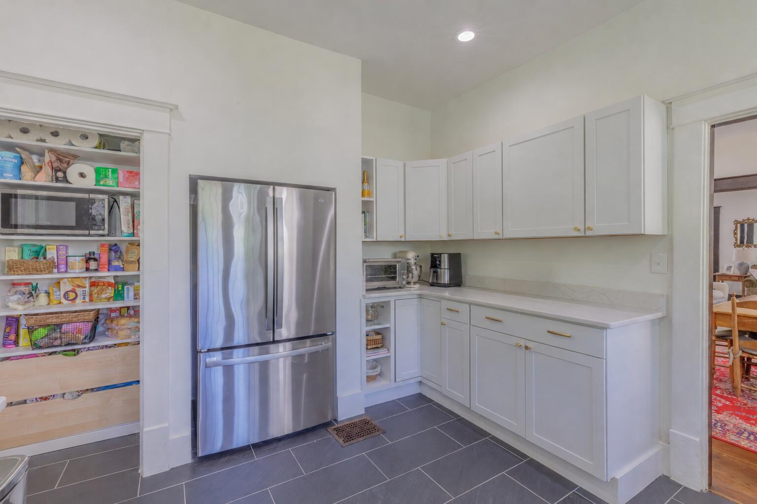 605 Barton Avenue