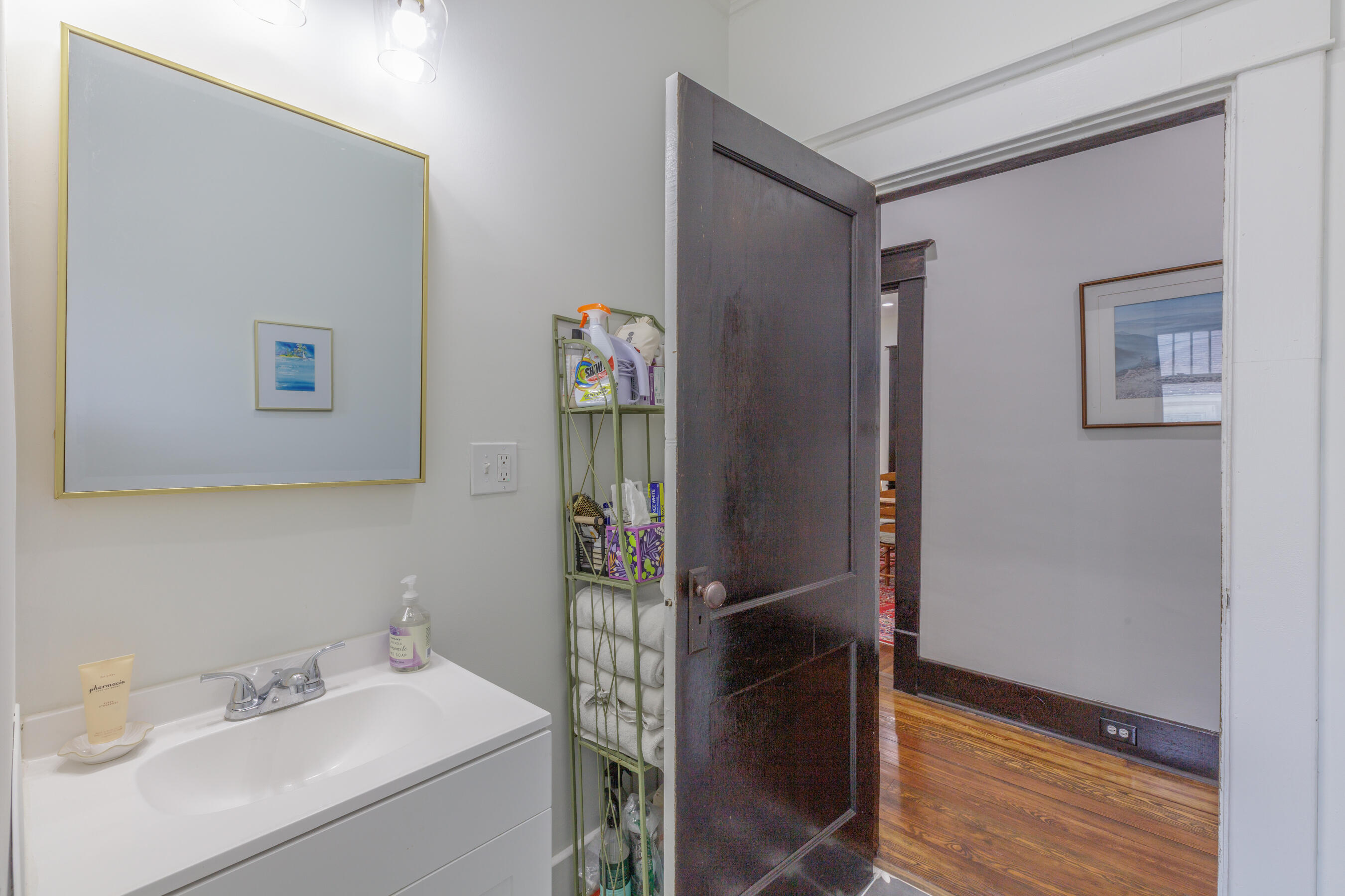 605 Barton Avenue