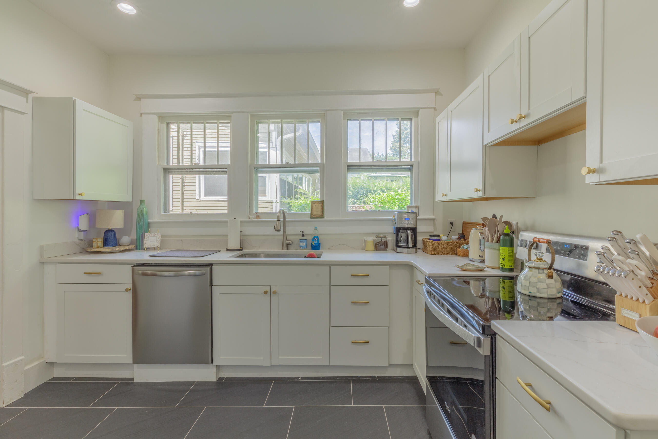 605 Barton Avenue