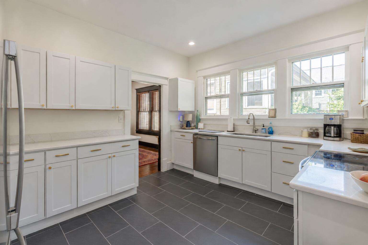 605 Barton Avenue