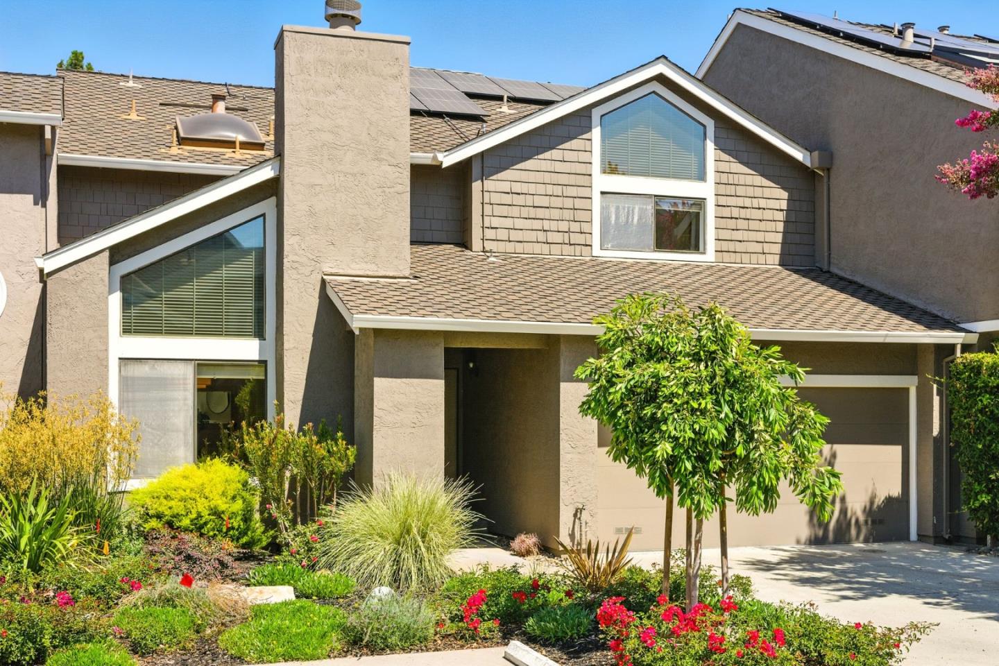 1142 Trevino Terrace