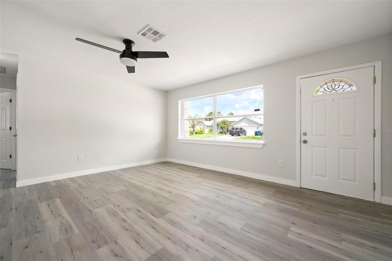 609 CARMEL RD