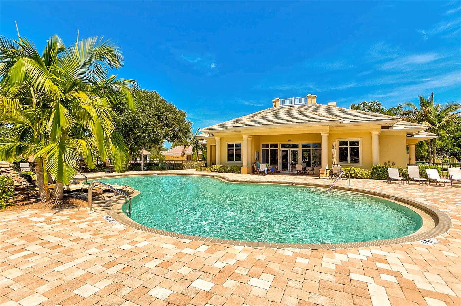 4939 GRAND CYPRESS BLVD