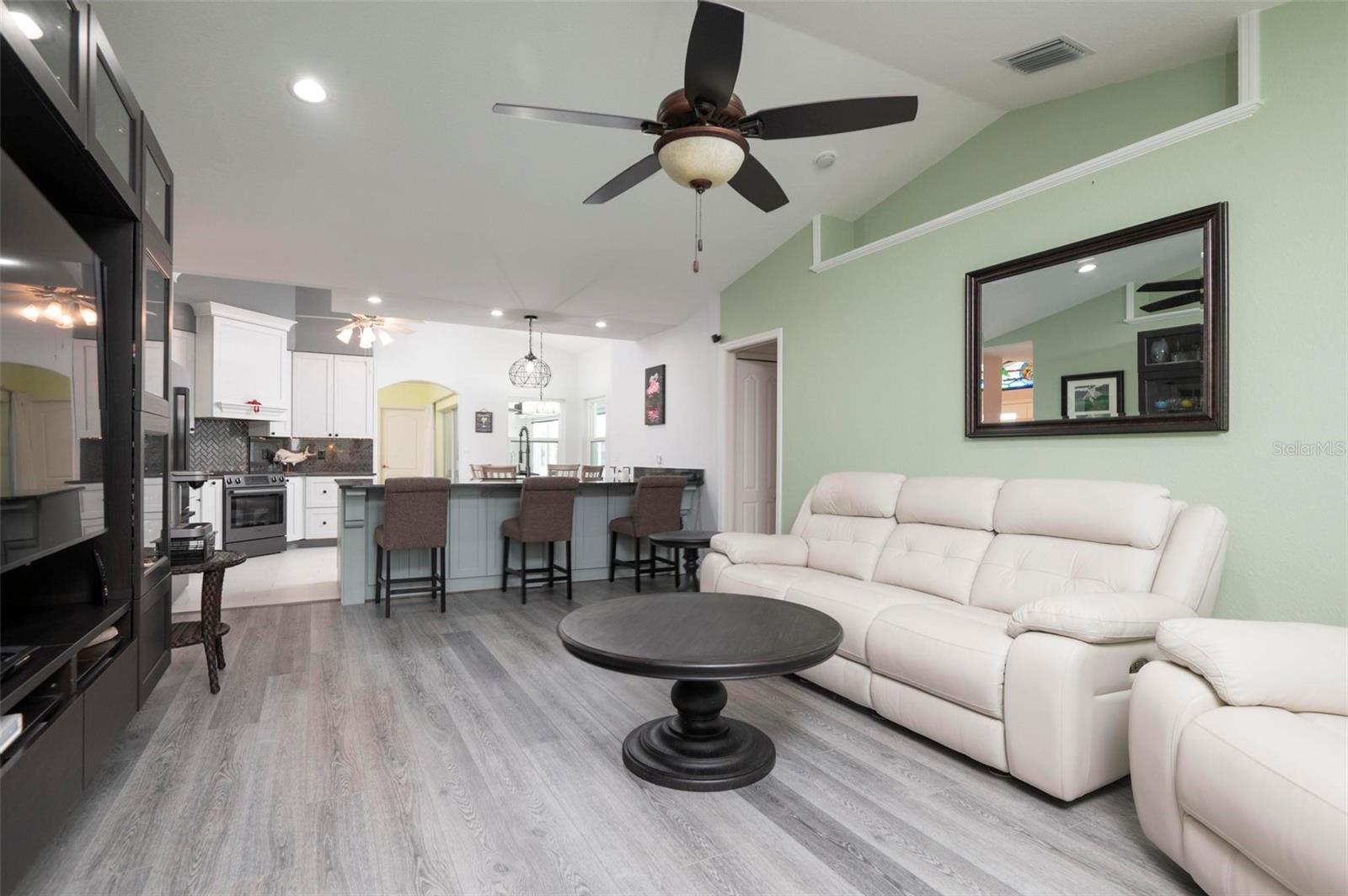 311 PARAMARIBO ST