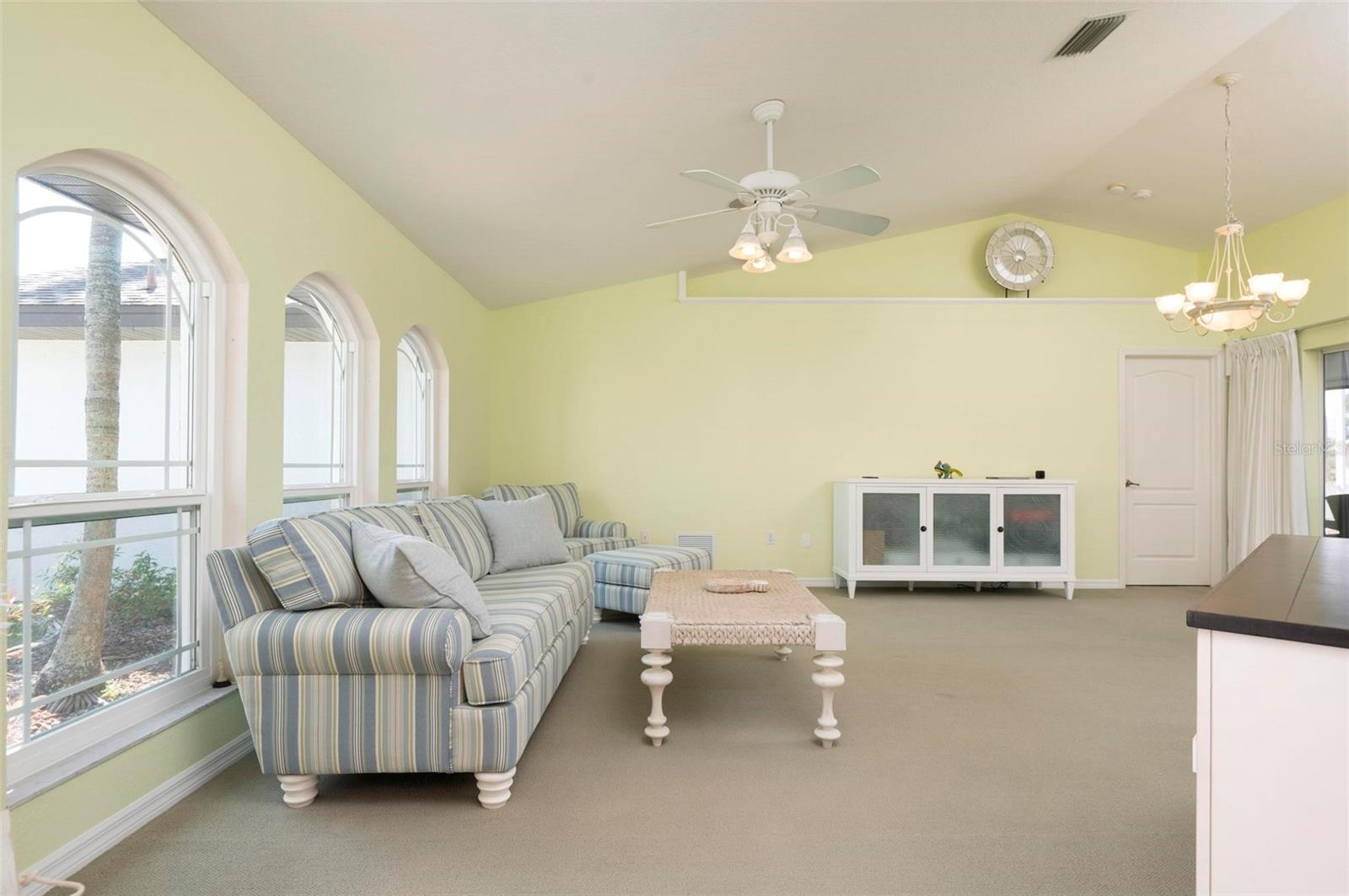 311 PARAMARIBO ST