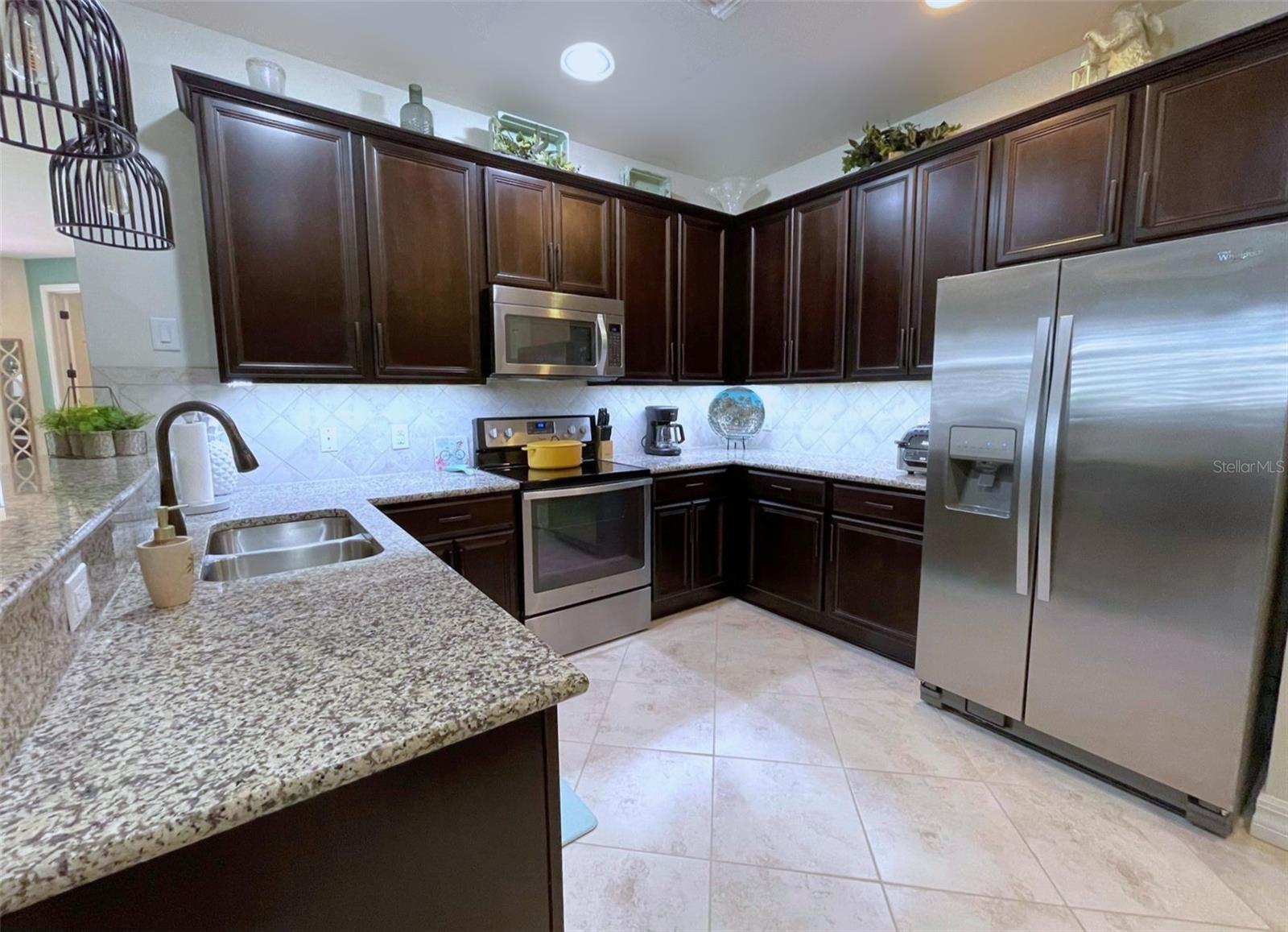 2852 ARUGULA DR