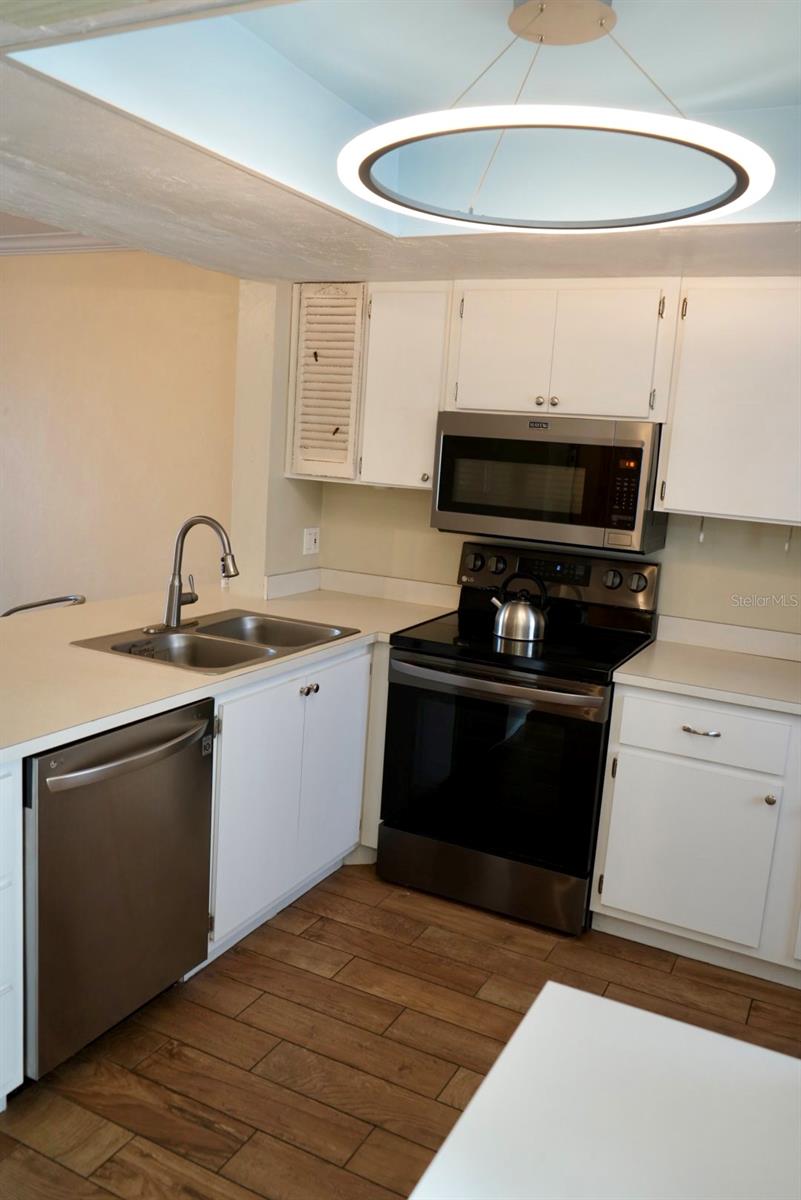 3310 LOVELAND BLVD #503