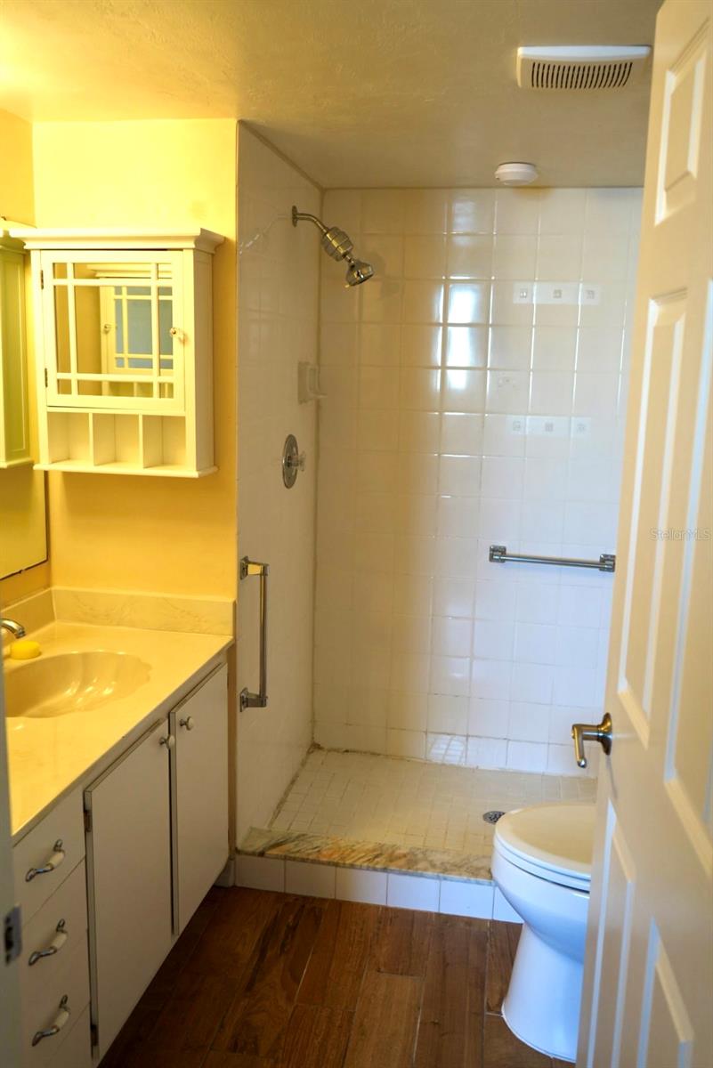 3310 LOVELAND BLVD #503