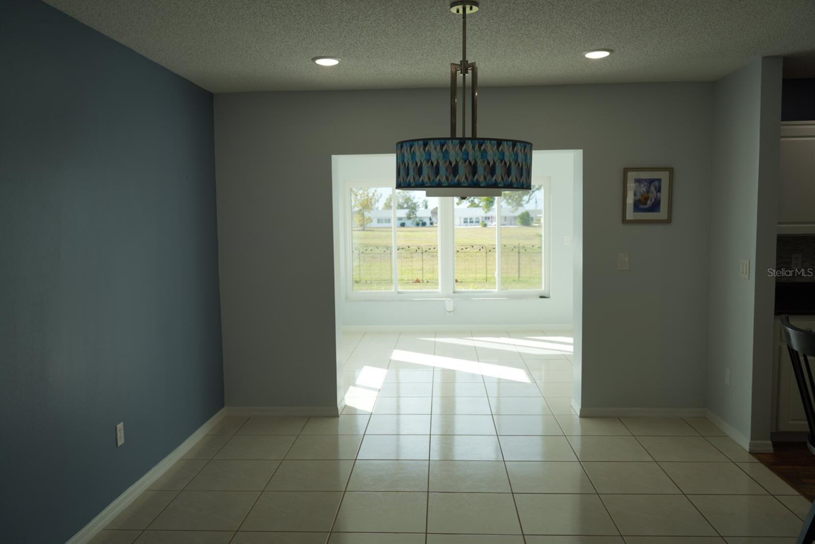 916 EL RANCHO DR
