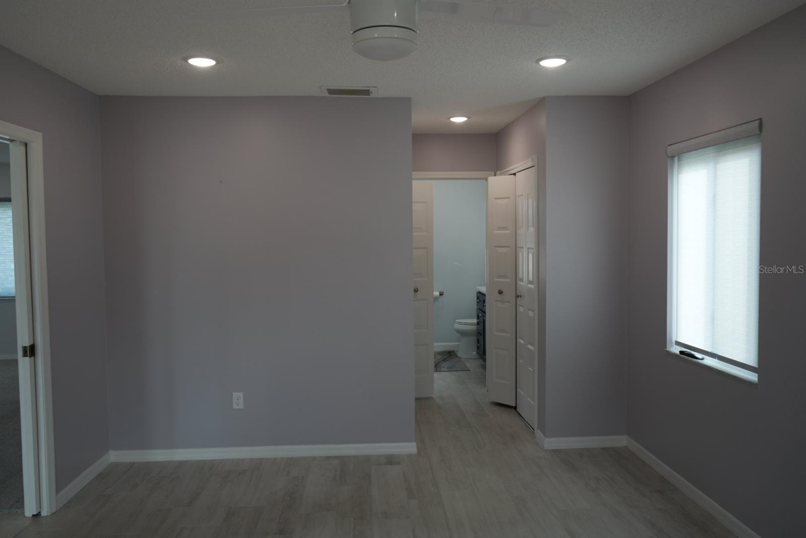 916 EL RANCHO DR
