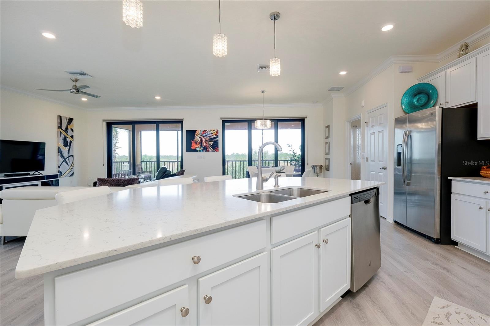 23205 BANBURY WAY #201