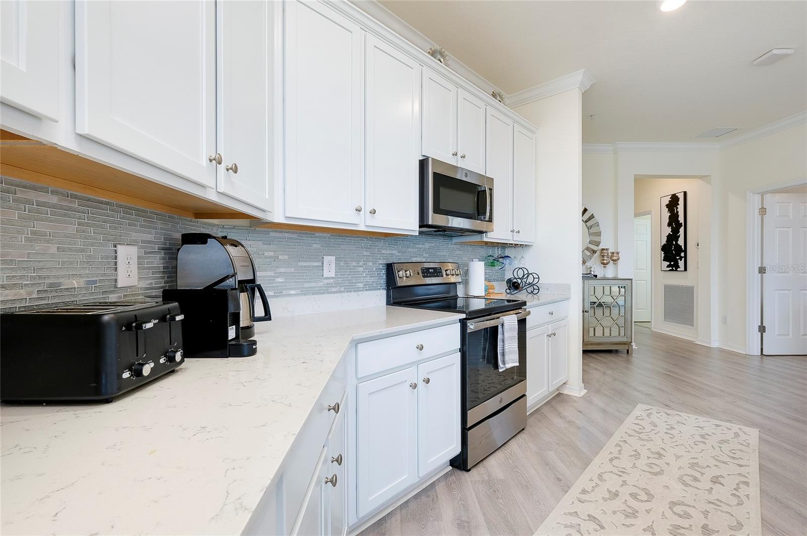 23205 BANBURY WAY #201