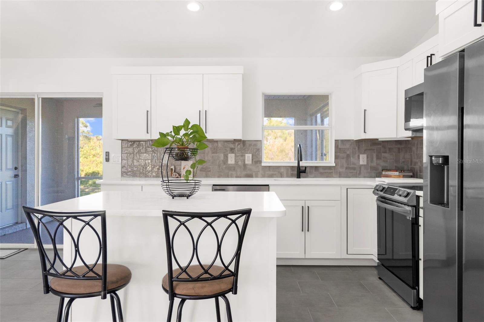 4467 CINDERELLA CIR