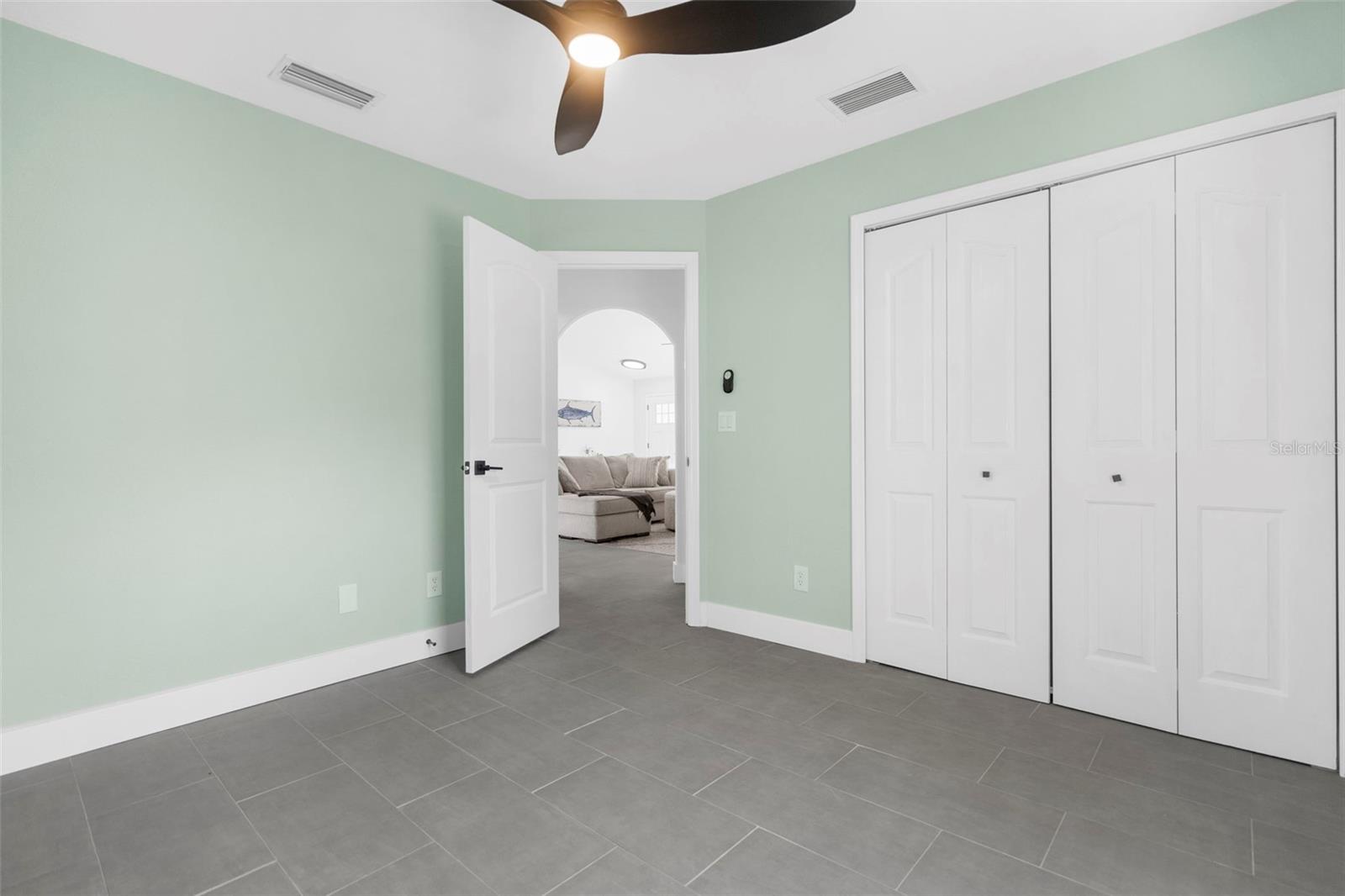 4467 CINDERELLA CIR