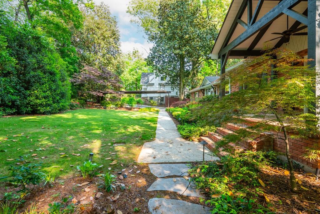 4100 Wieuca Road NE