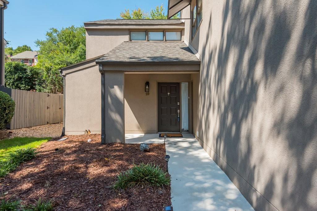 2914 Lenox Road NE Unit 19