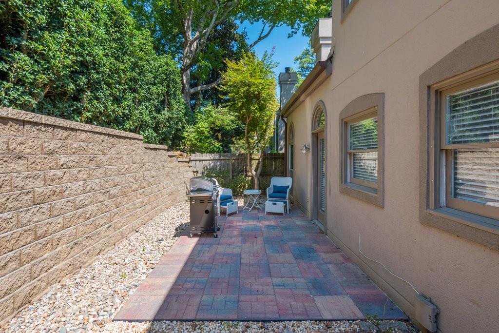 2914 Lenox Road NE Unit 19