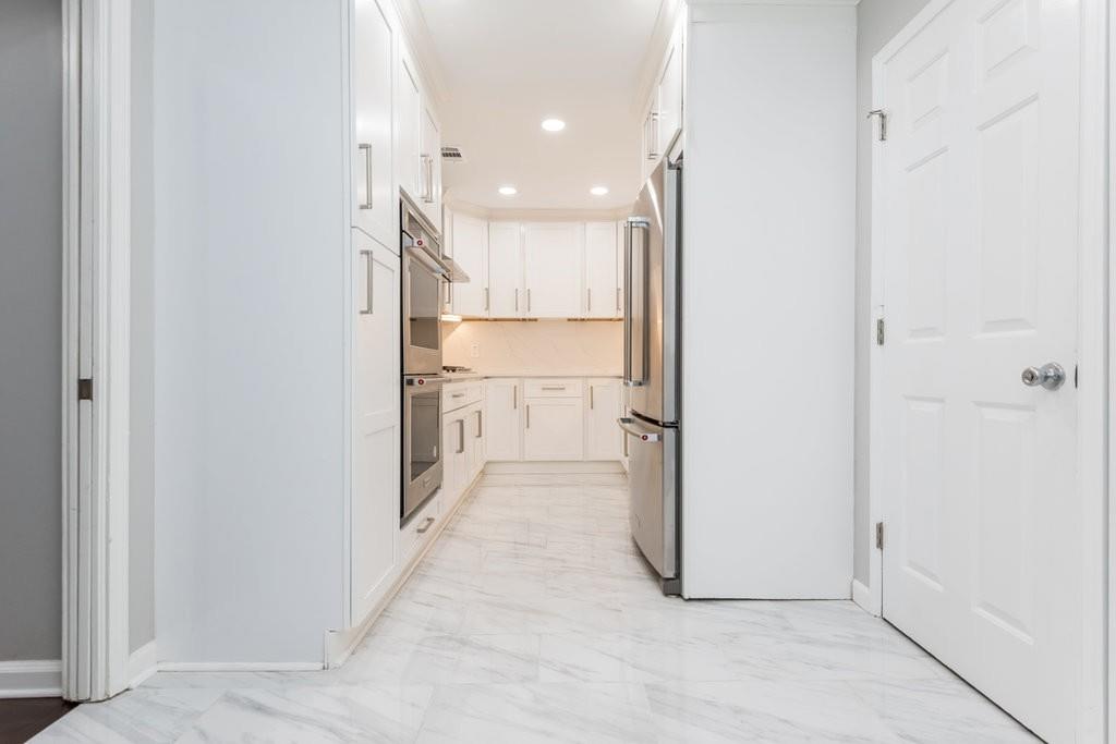 2914 Lenox Road NE Unit 19