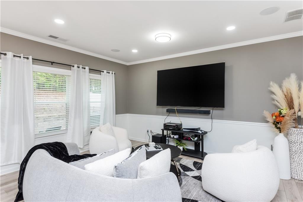 3327 Estes Drive