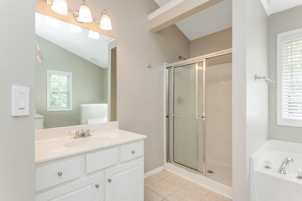 5508 Wild Grape Court