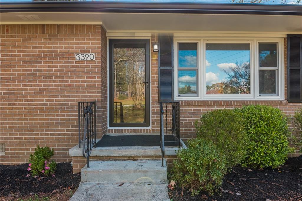 3390 Meadowview Lane