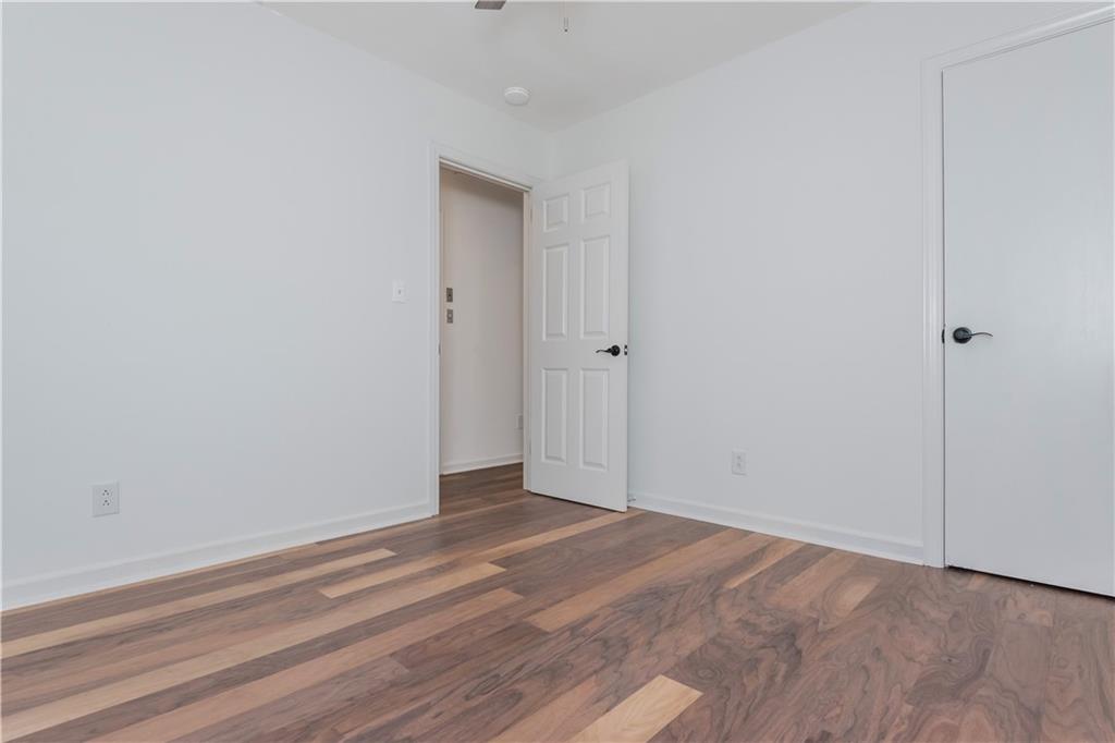 3390 Meadowview Lane