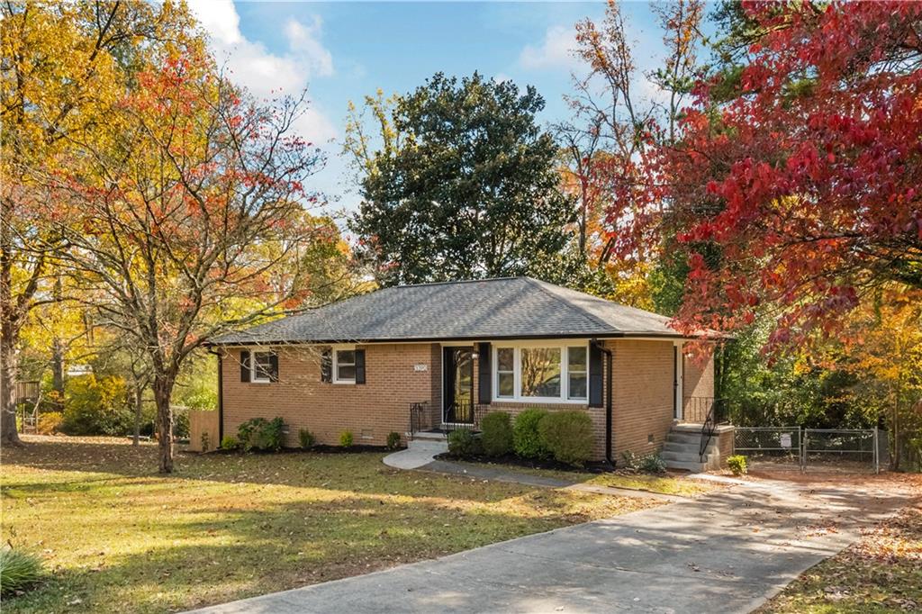 3390 Meadowview Lane