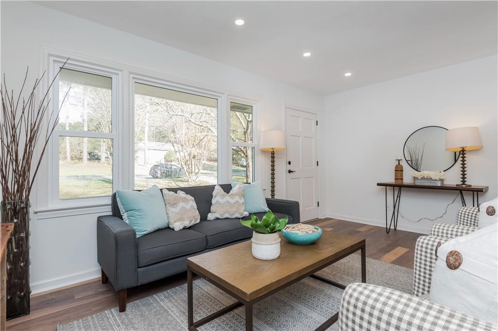 3390 Meadowview Lane