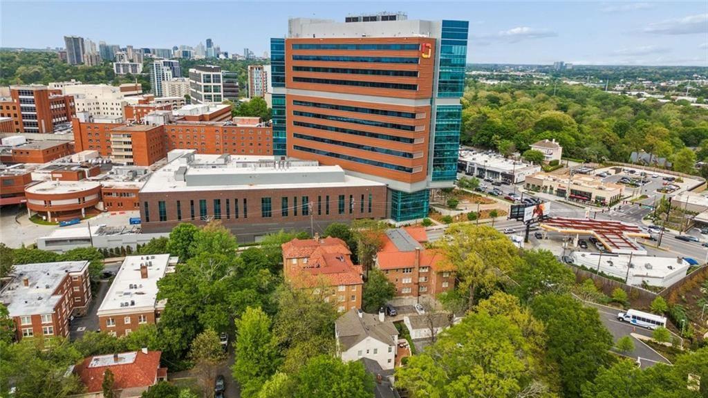 2 Collier Road NW Unit 2