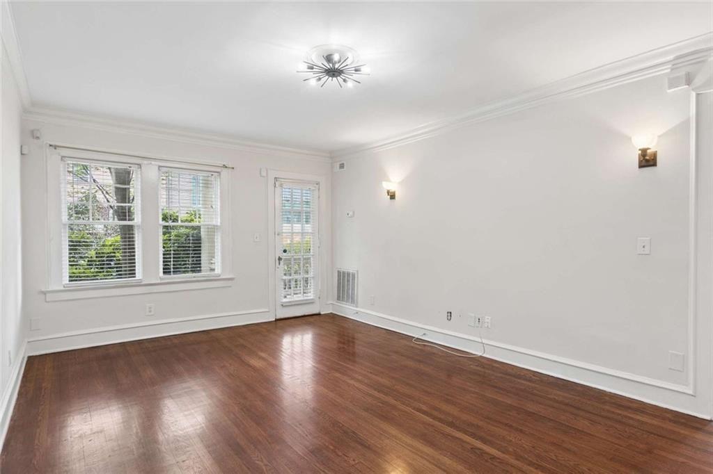 2 Collier Road NW Unit 2