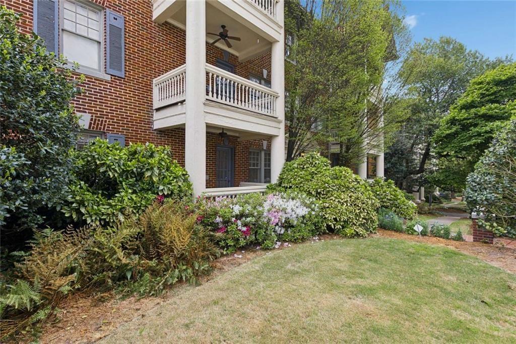 2 Collier Road NW Unit 2