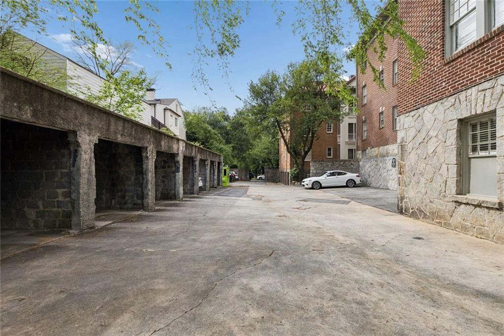 2 Collier Road NW Unit 2