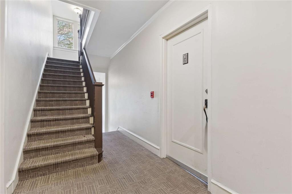 2 Collier Road NW Unit 2