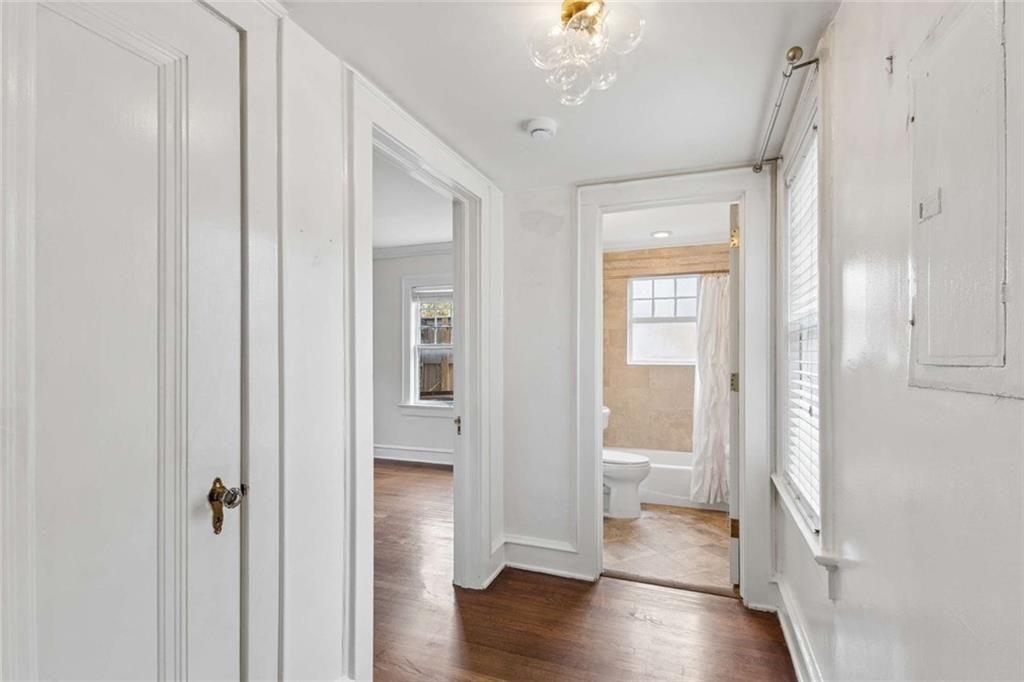 2 Collier Road NW Unit 2