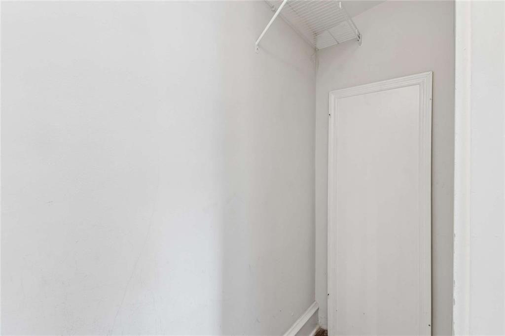 2 Collier Road NW Unit 2