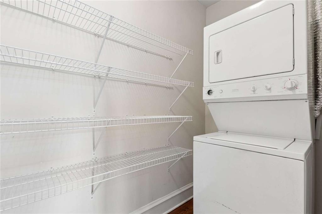 2 Collier Road NW Unit 2