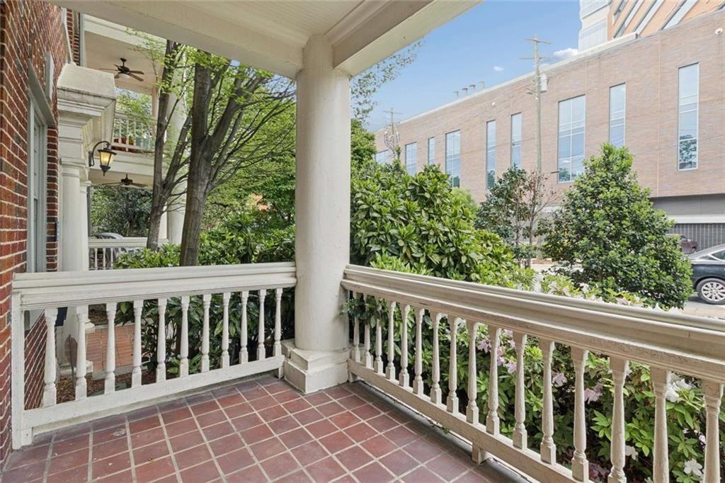 2 Collier Road NW Unit 2