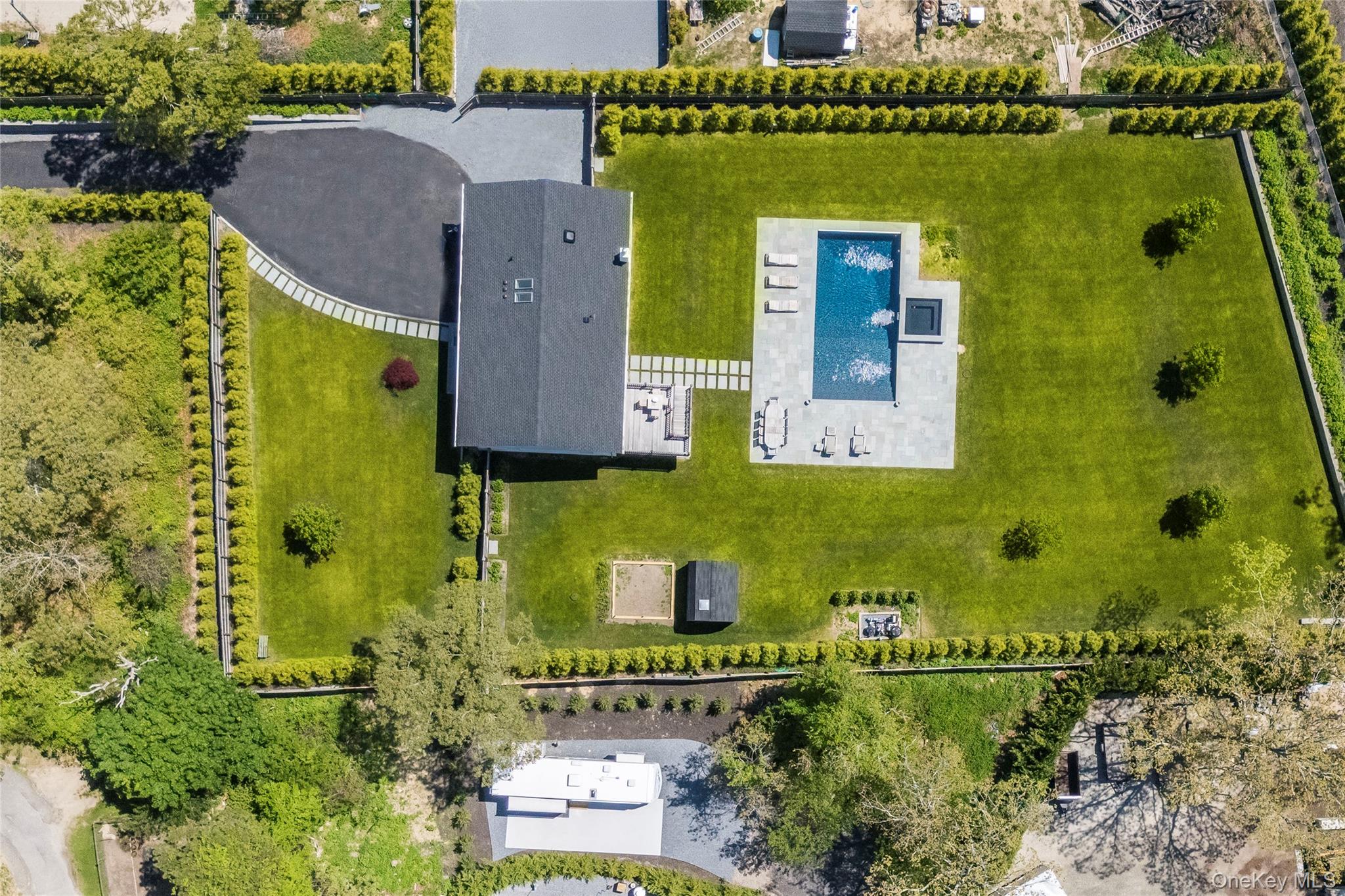 78 North Road Unit: B