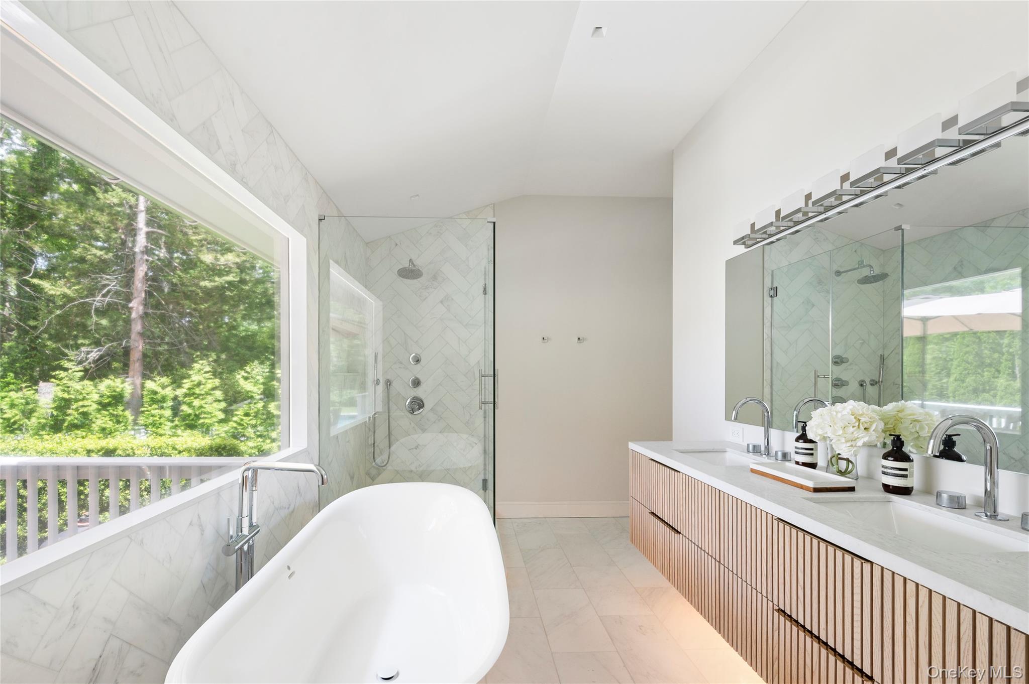 48 Beechwood Drive
