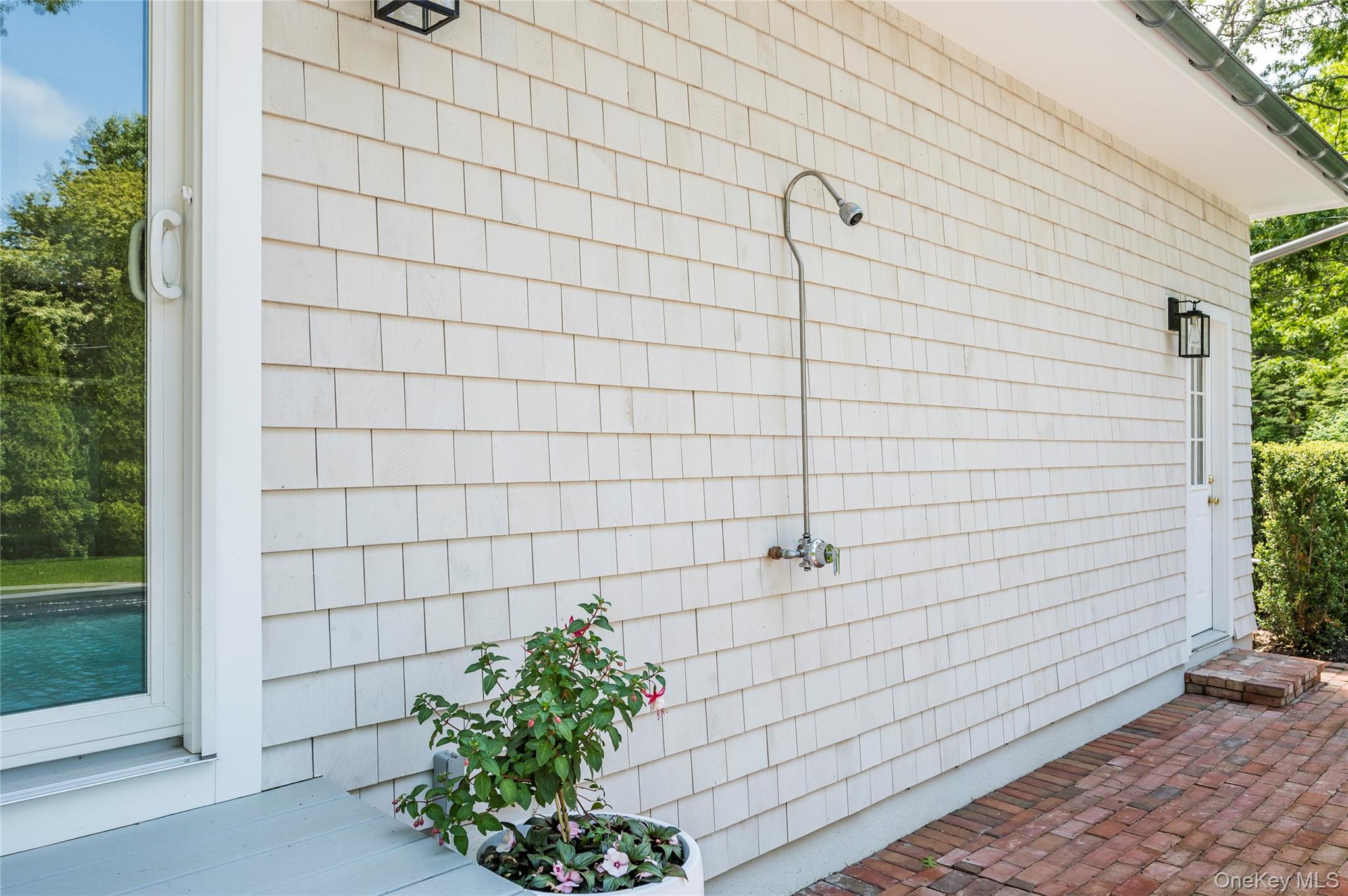 48 Beechwood Drive