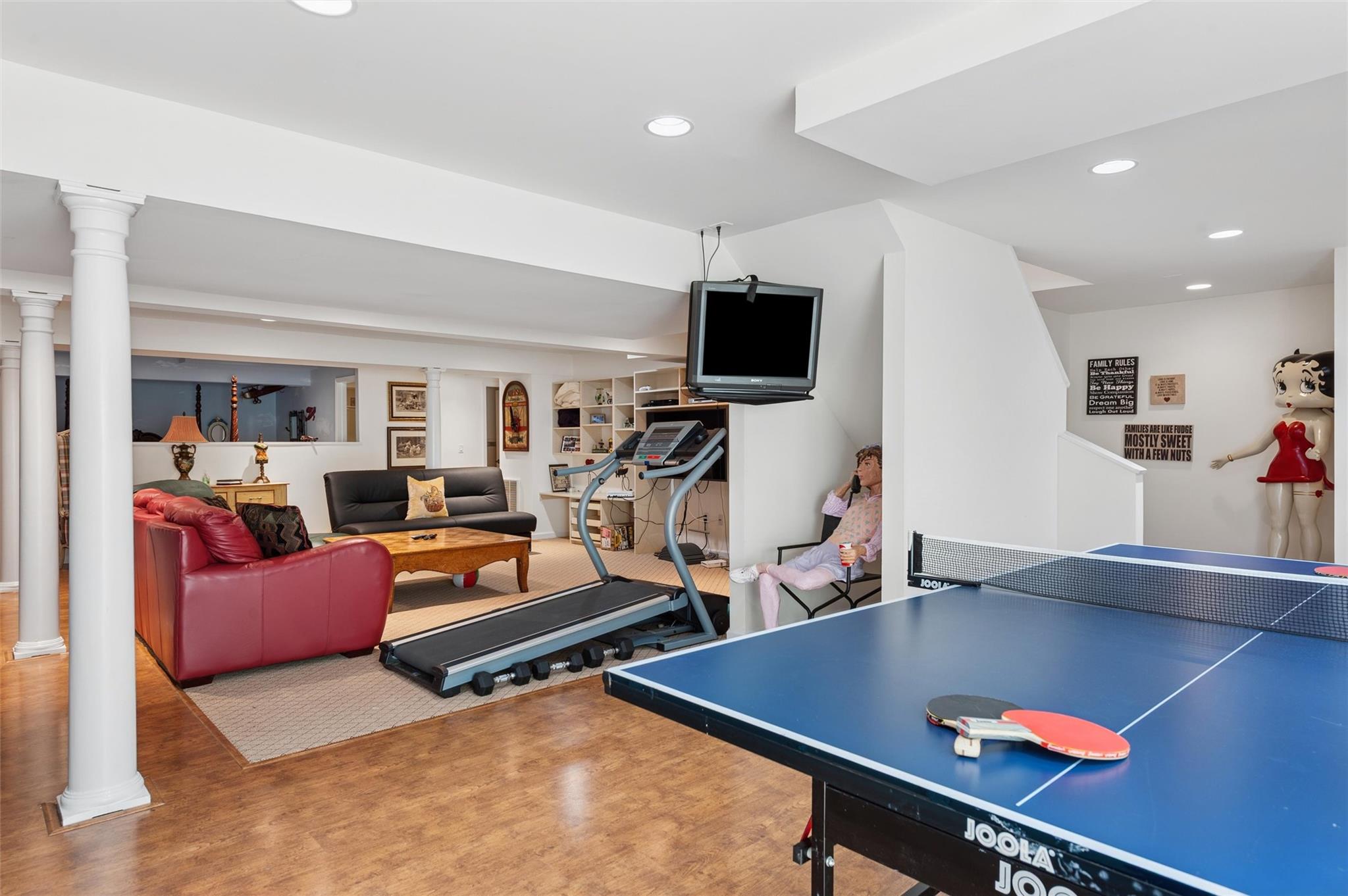12 Polo Grounds Lane