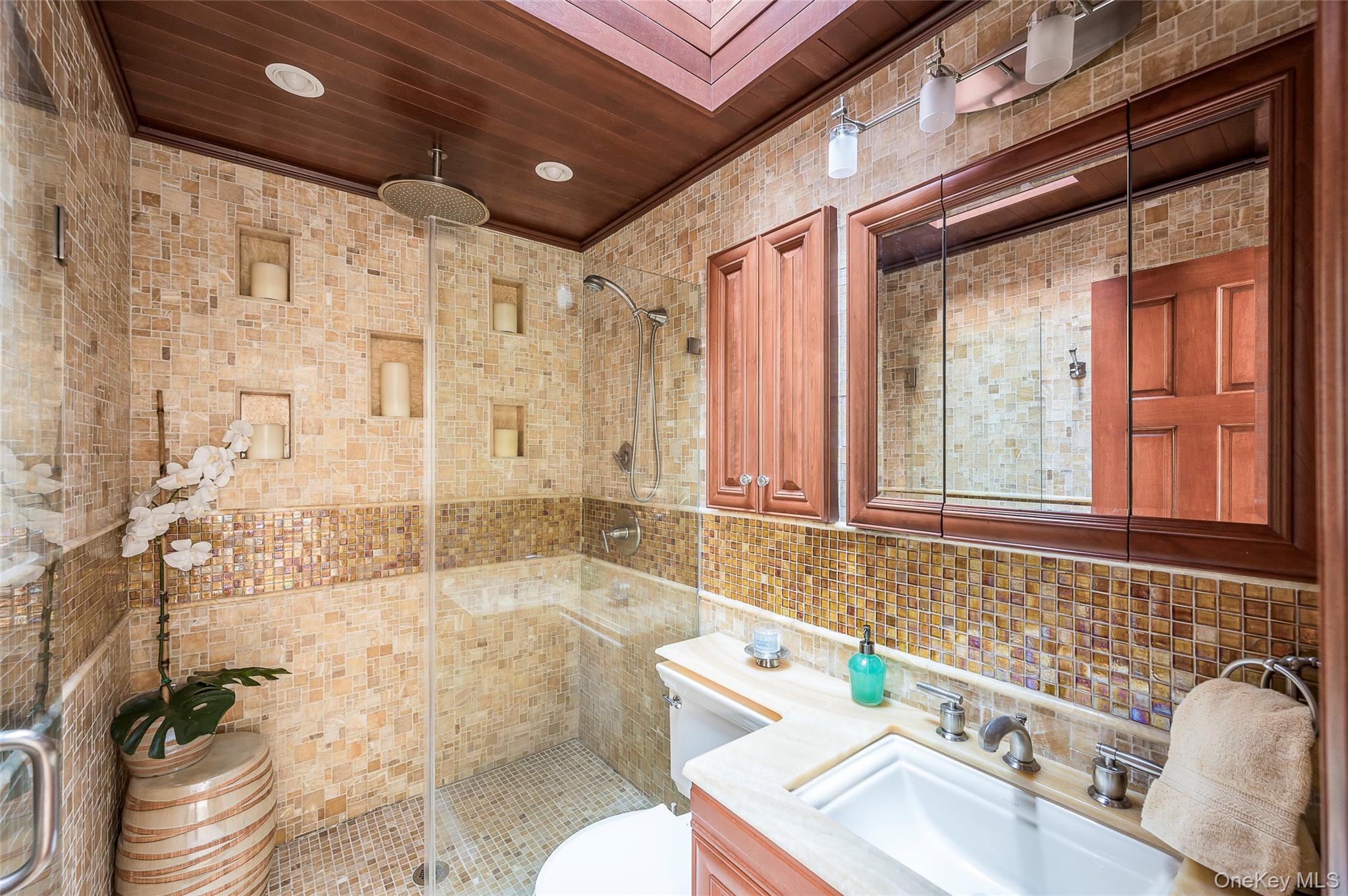 61 West Tiana Rd Unit: 24