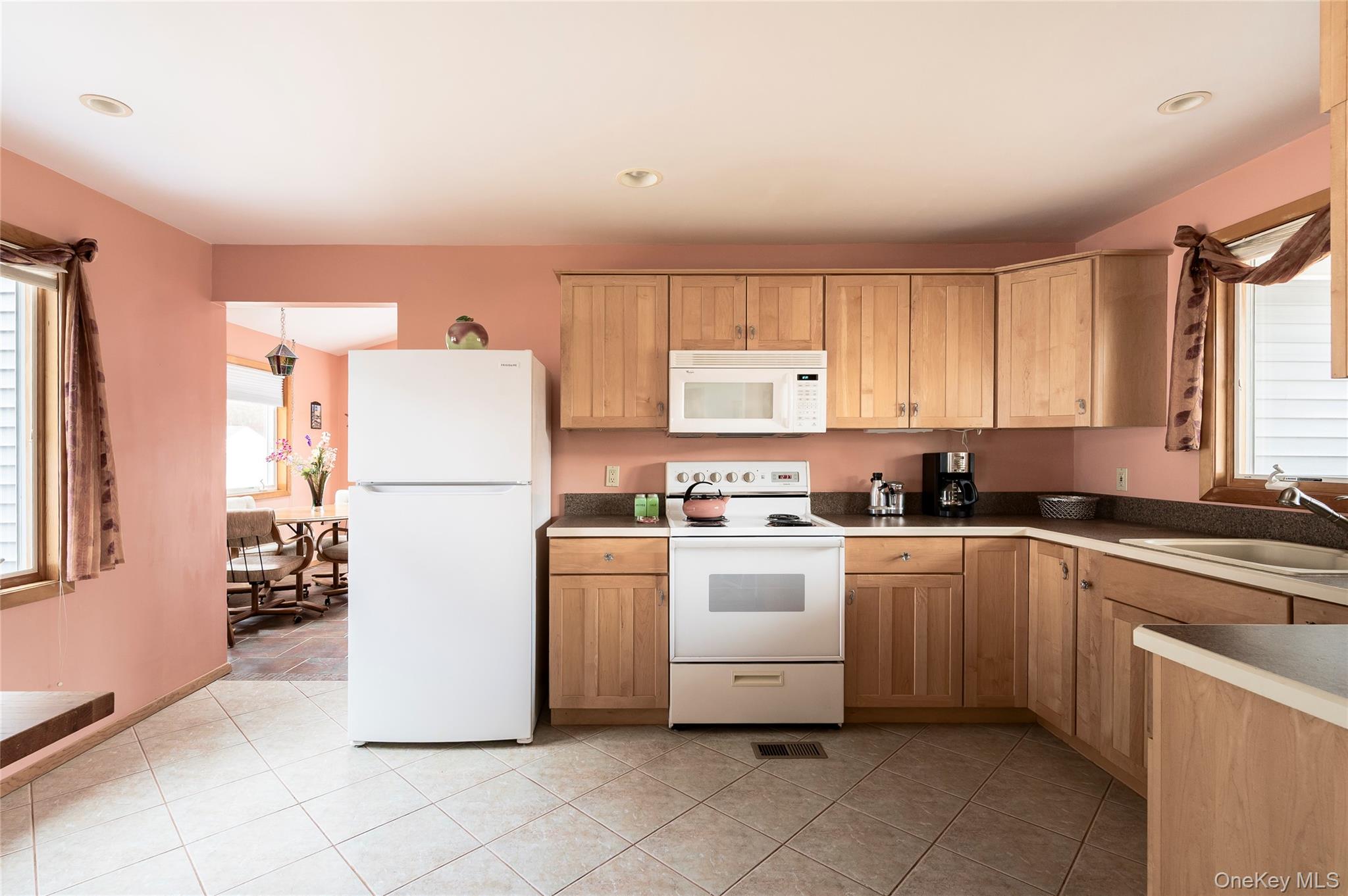 21 Woodridge Road