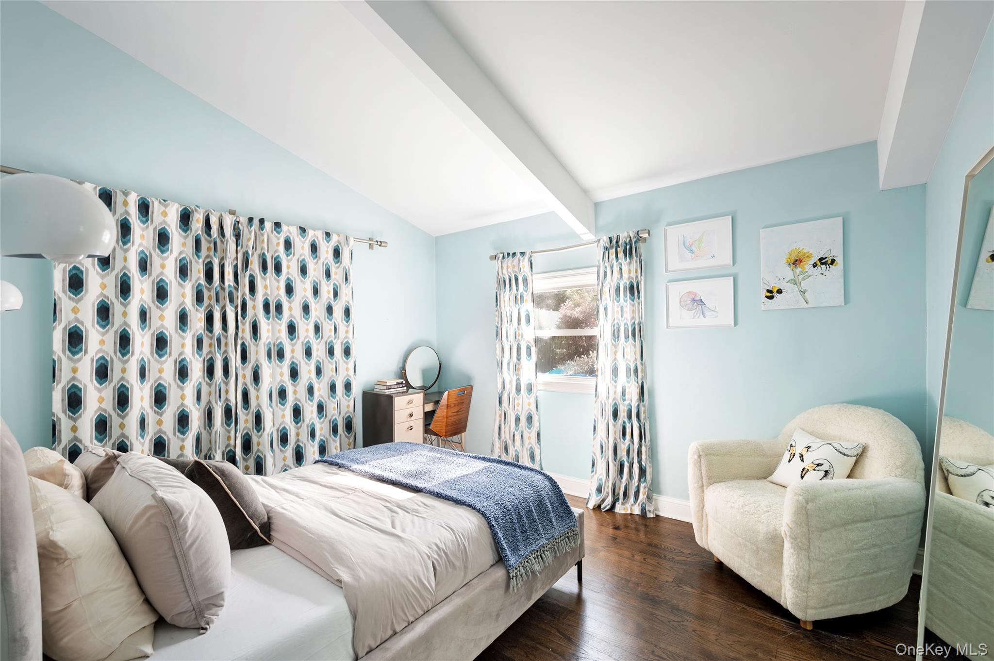 87 Washington Heights Avenue