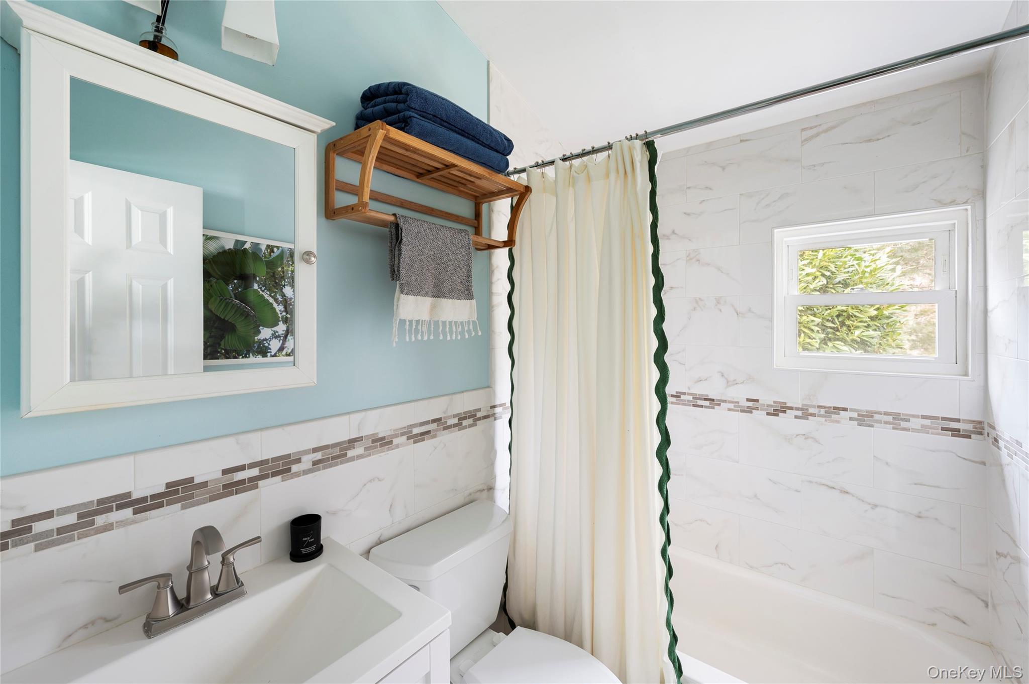 87 Washington Heights Avenue