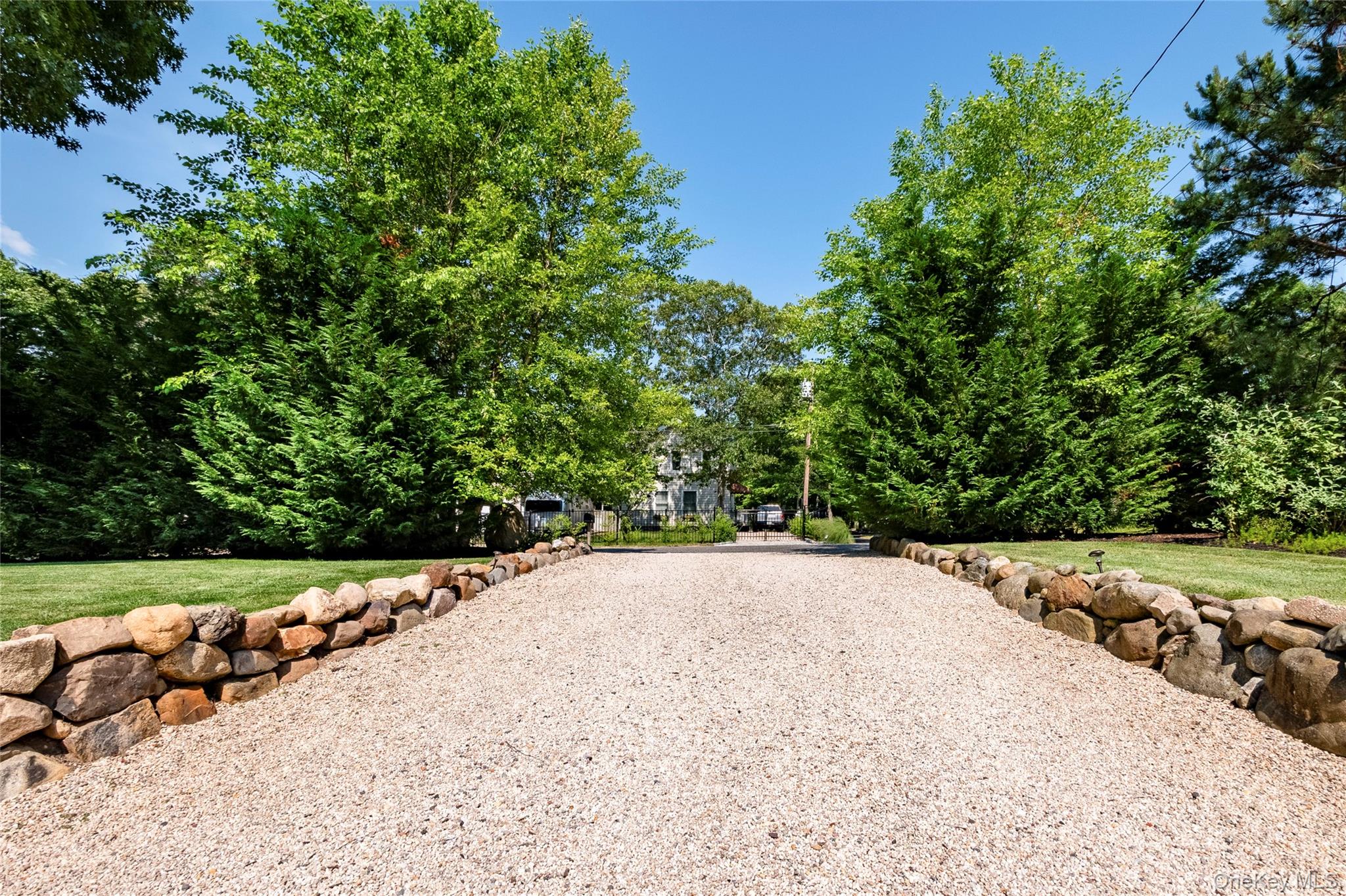 87 Washington Heights Avenue