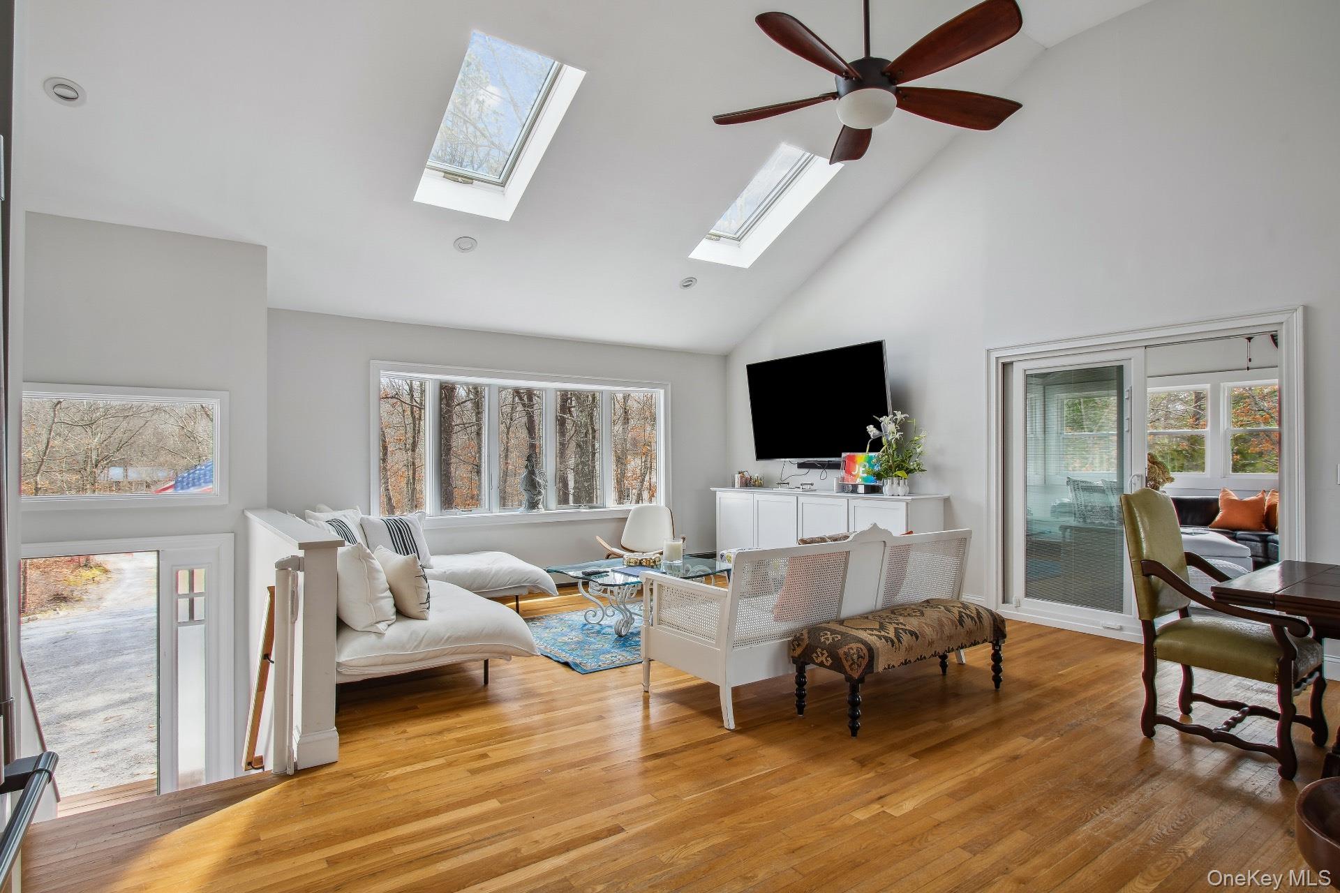 30 Squires Boulevard