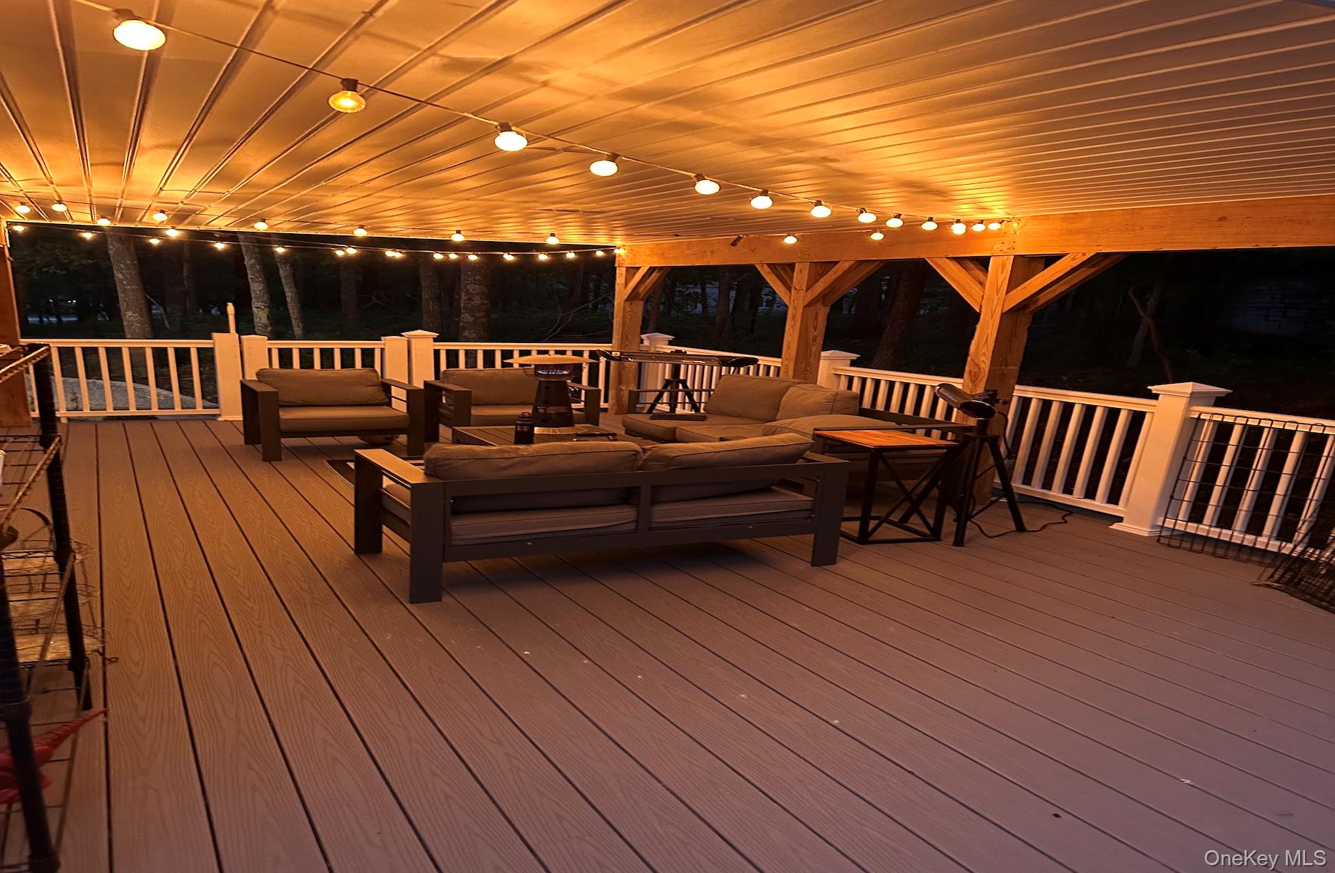 30 Squires Boulevard