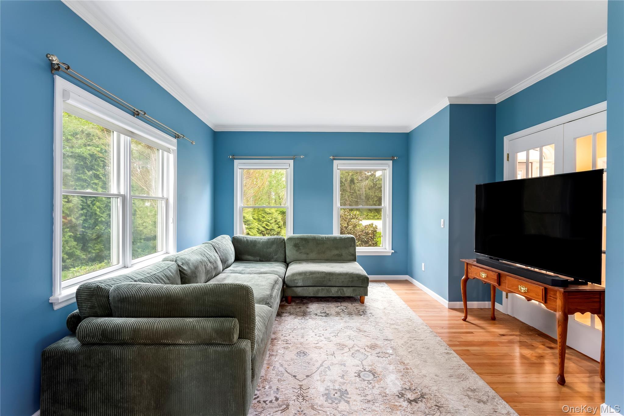 56 Lagoon Court W