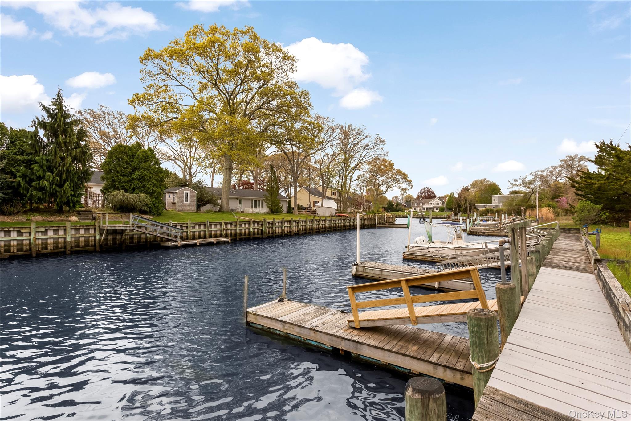56 Lagoon Court W